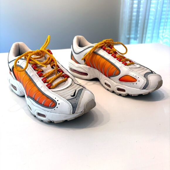 Nike Air Max Tailwind IV White University Gold 2019 Women’s Size 9 Running Shoes - Picture 1 of 9
